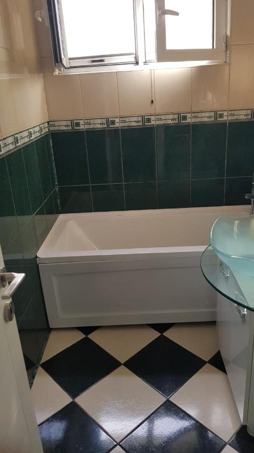 Apartament B Orizont Bacău Exterior foto